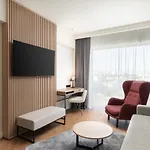 Radisson Blu Hotel, Hotel