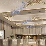 Radisson Blu Hotel, Hotel