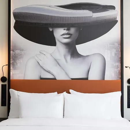 Radisson Blu Hotel, Готель 5*