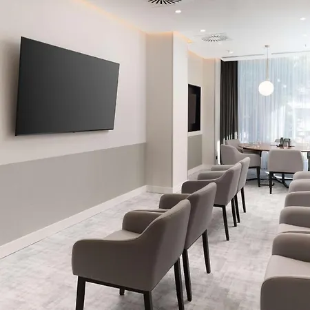 Готель Radisson Blu Hotel,