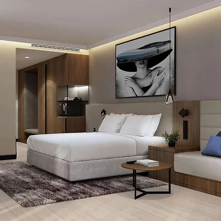 Radisson Blu Hotel, Готель