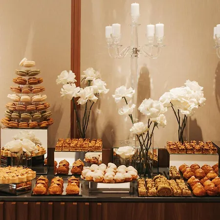 Radisson Blu Hotel, Hotell 5*