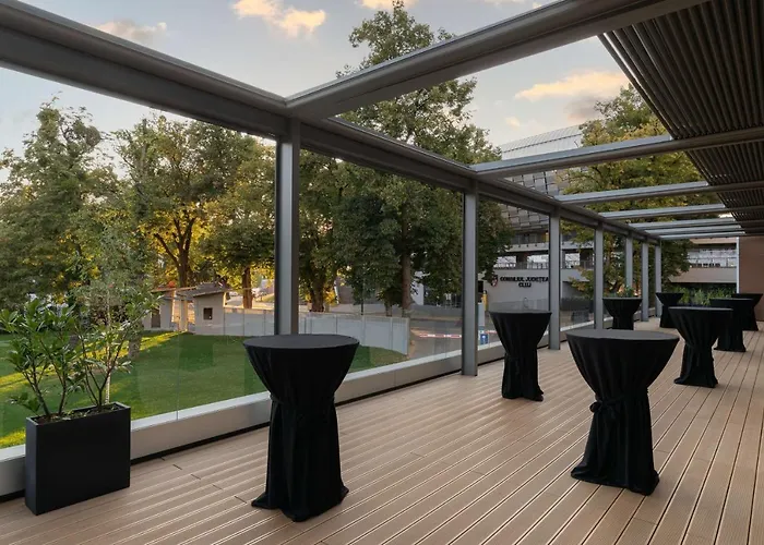 מלון Radisson Blu Hotel, 5*