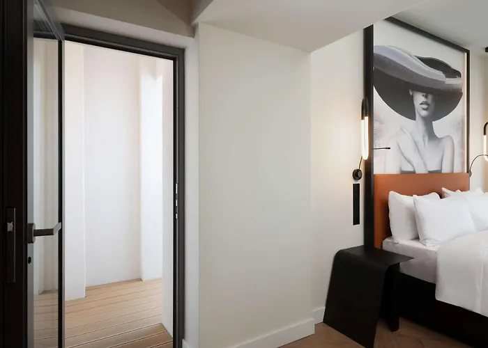 Radisson Blu Hotel, 5* קלוז'-נאפוקה